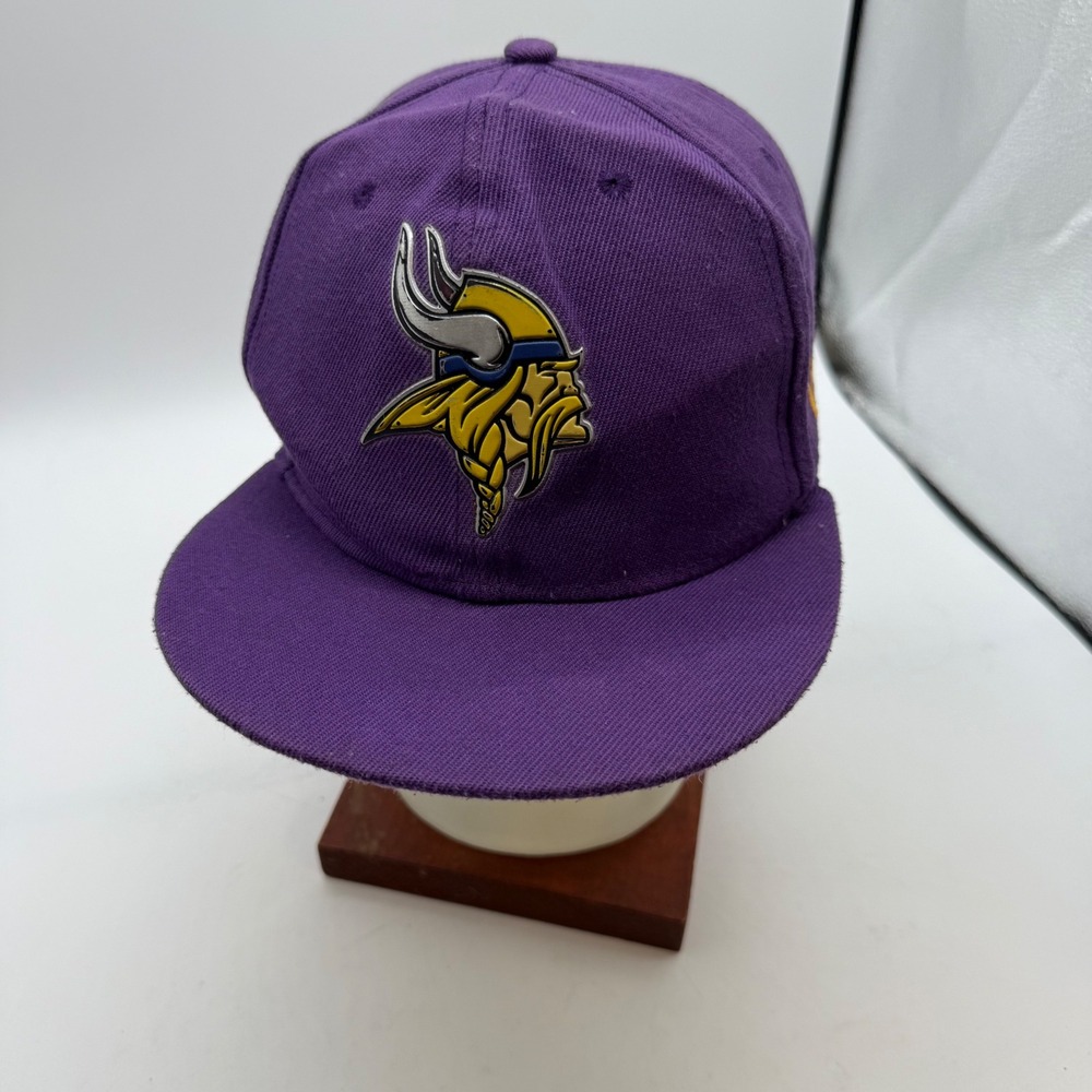 New Era 9FIFTY Minnesota Vikings NFL Snapback Hat Purple Gold Acrylic Wool Cap
